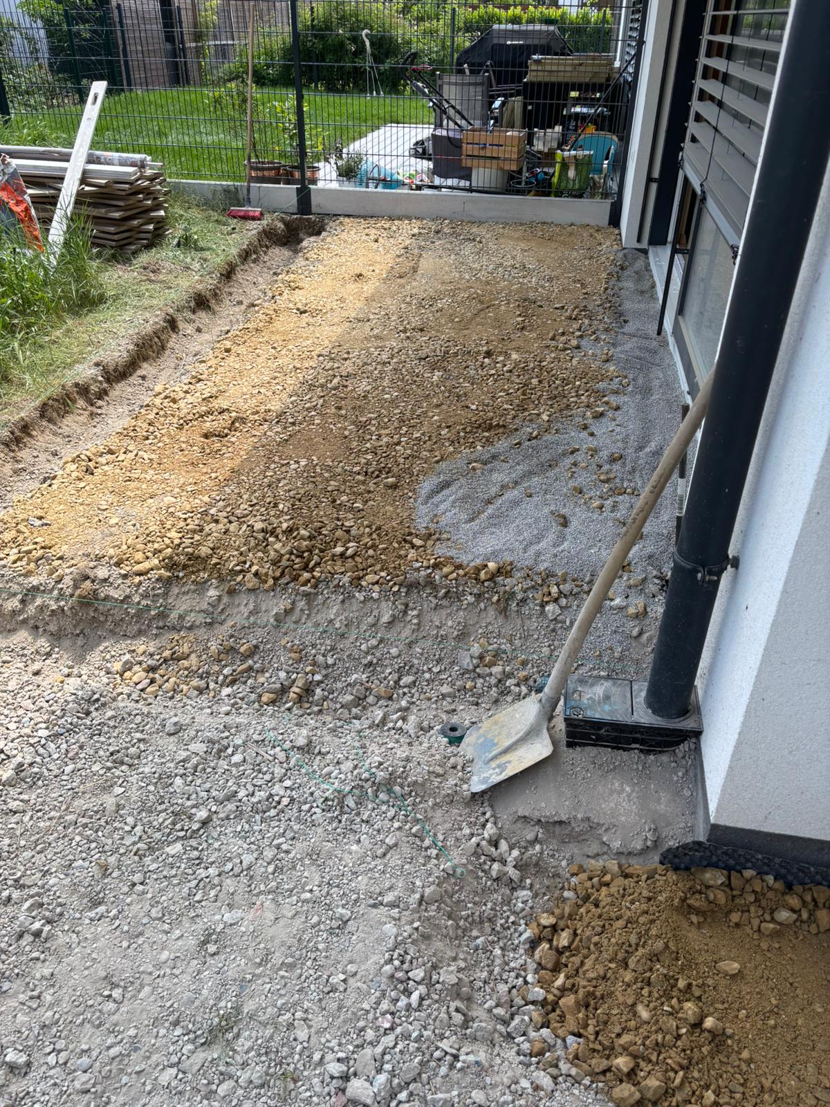 Fliesenarbeiten Garten – Vorarbeit